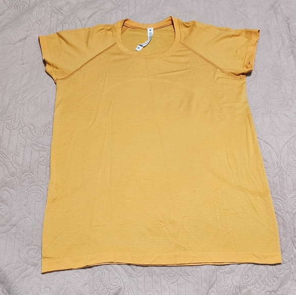 Lululemon Swiftly Tech Short Sleeve Sz 12 - Picture 5 of 7